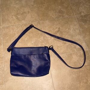 Elegant Blue Crossbody Bag